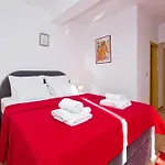 Apartment Matic Ograde