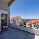 Bacchus Luxury