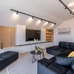 Bacchus Luxury