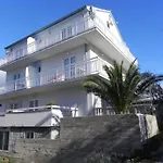 Apartments Trogrli - Comfort One-Bedroom Apartment With Balcony And Sea View