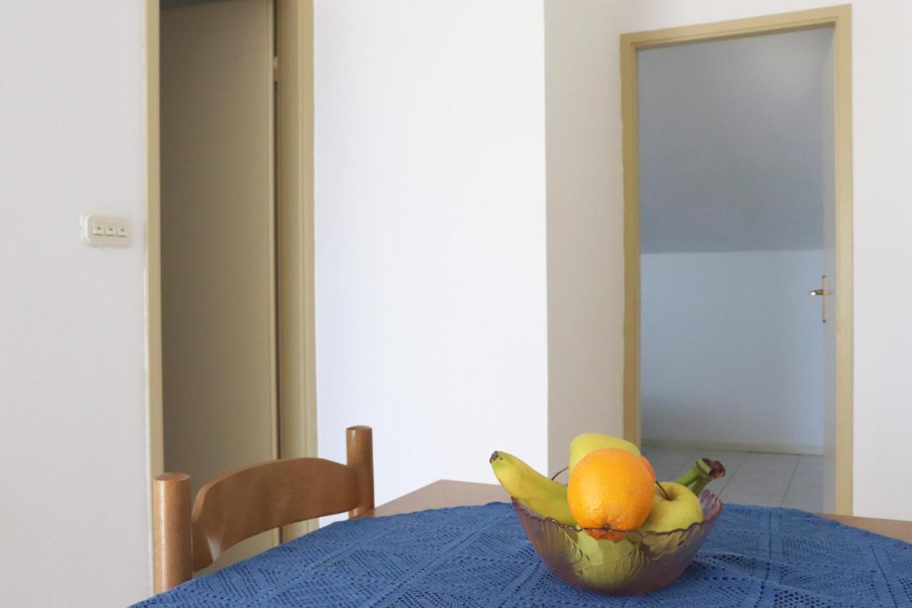 Apartment Frane