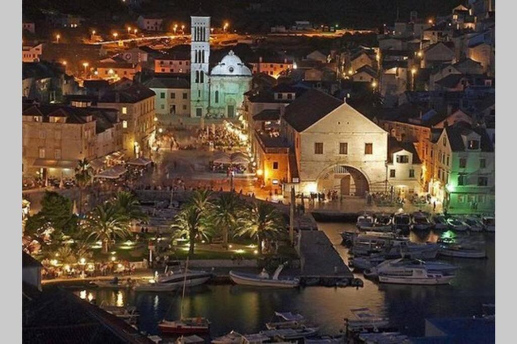 Bibic - Hvar Center Old Town Apartment Hvar Town