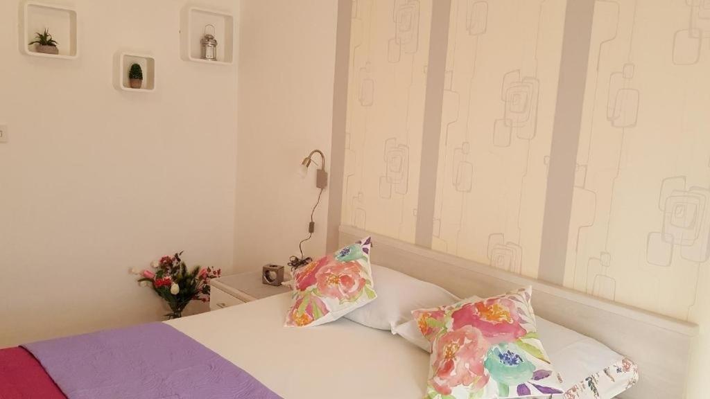 In With Terrace, Air Conditioning, Wi-fi, Dishwasher * Hvar Town