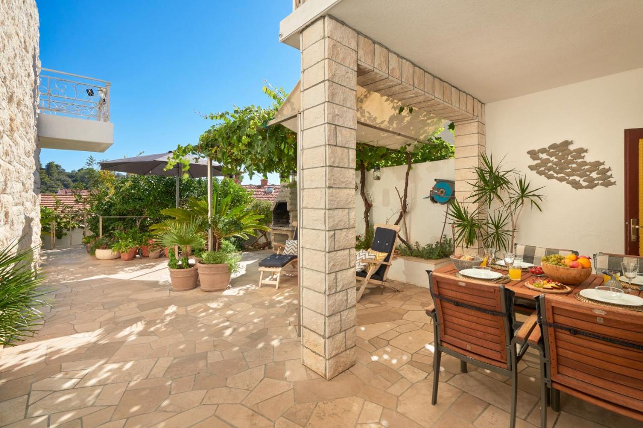 Oasis Apartment