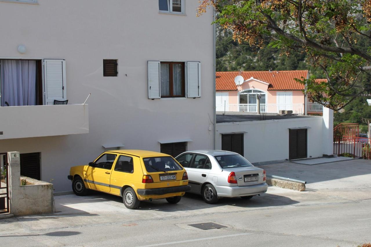 Guest house And With Parking Space Hvar - 8717 3*