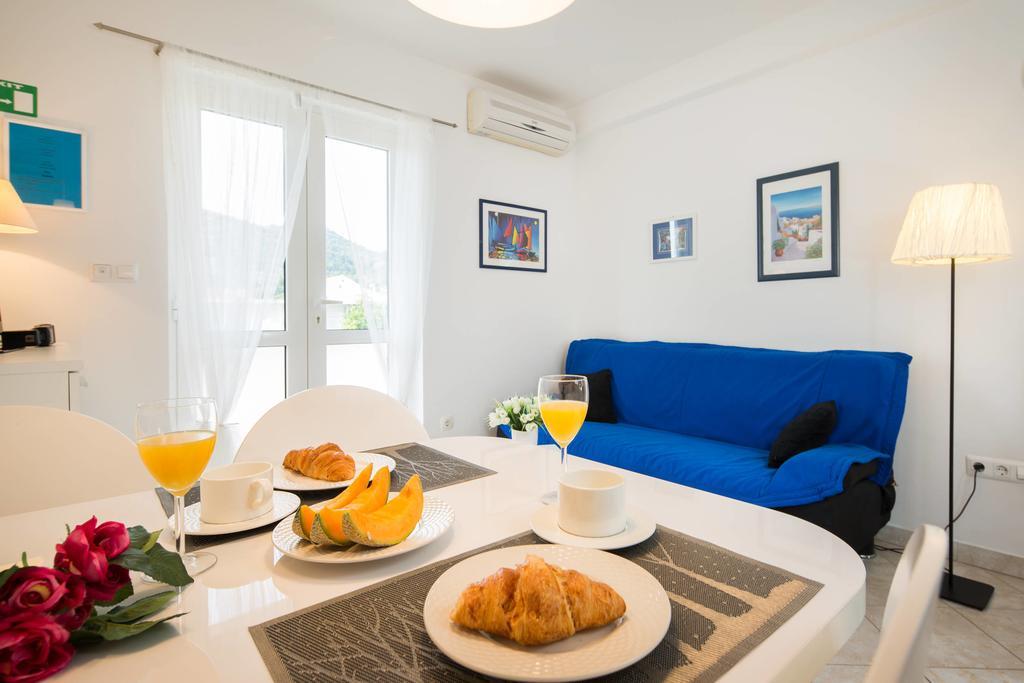 Apartment Sea Breeze *