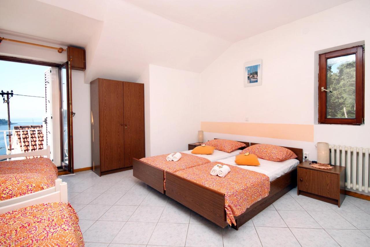 Apartment By The Sea Hvar - 591