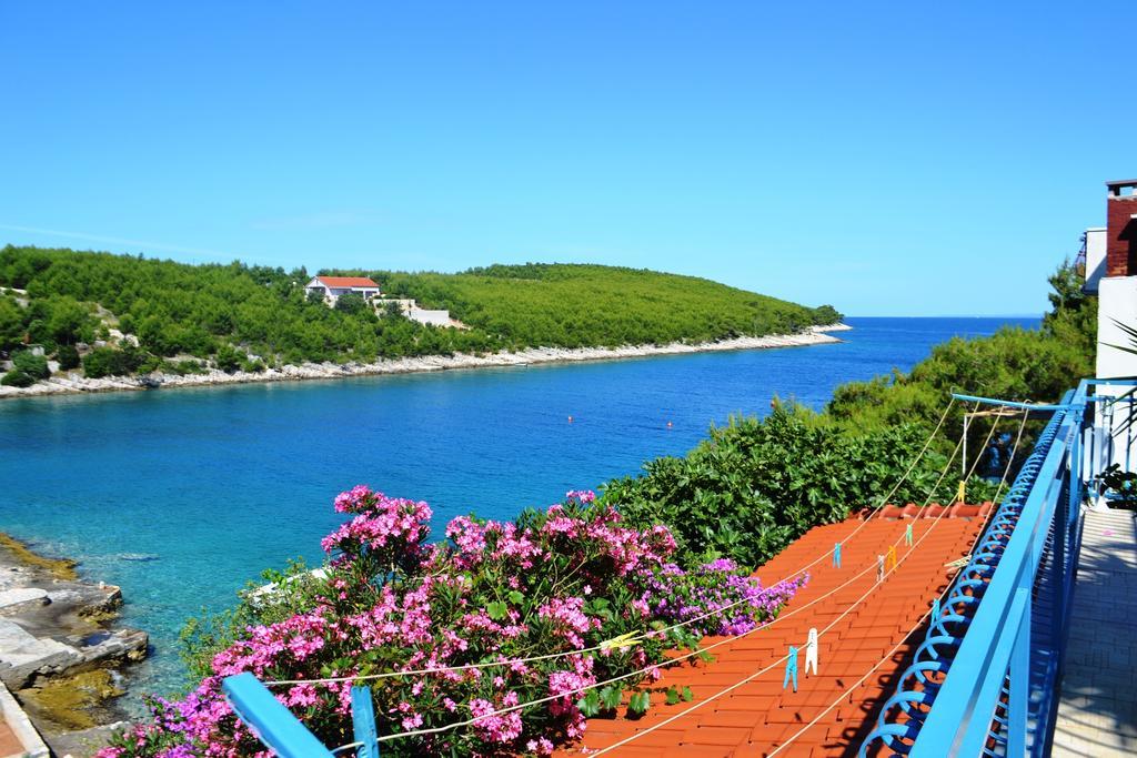 Hraste Hvar