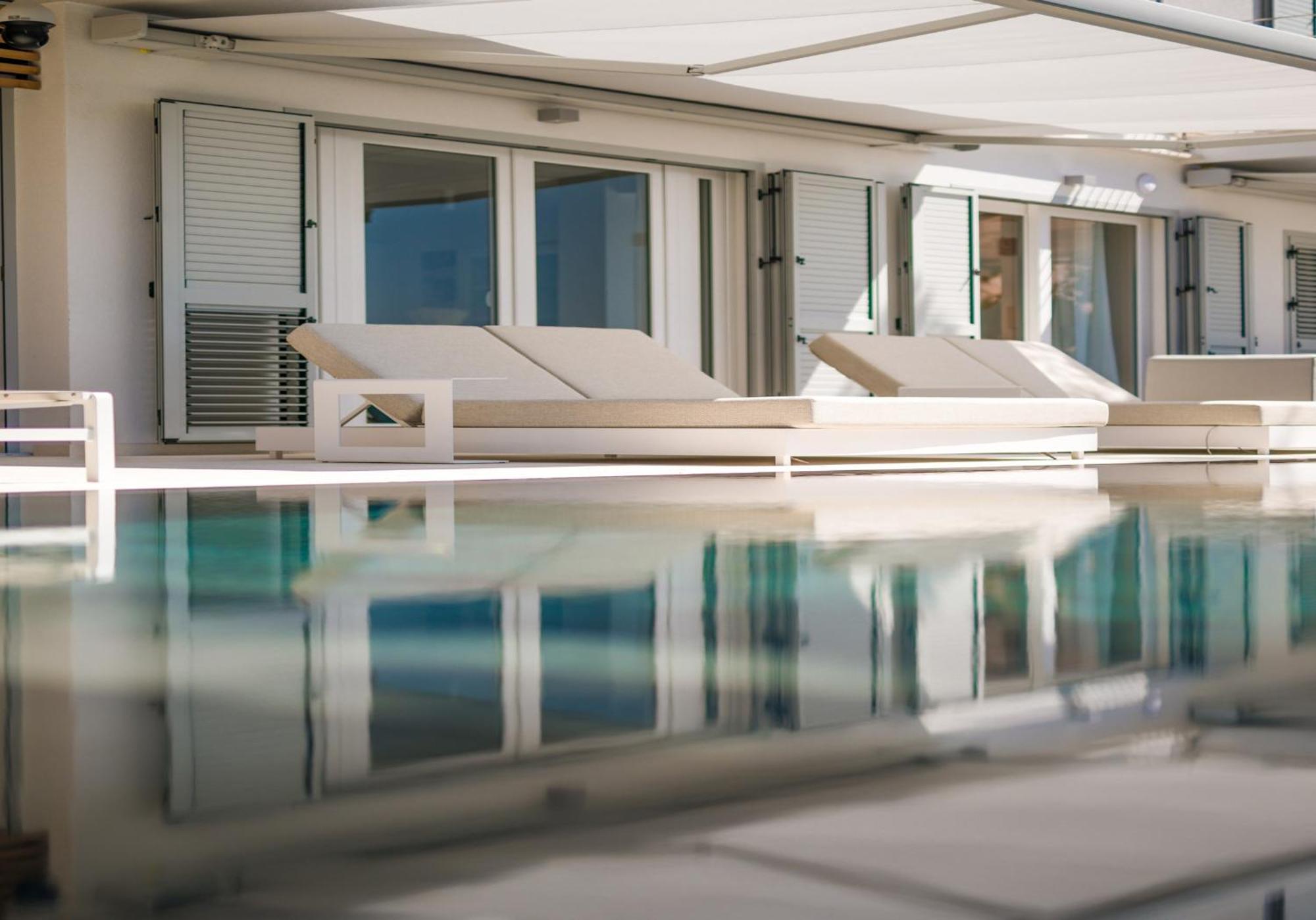 Villa Pakleni View Villa: Seafront Splendor With Infinity Pool