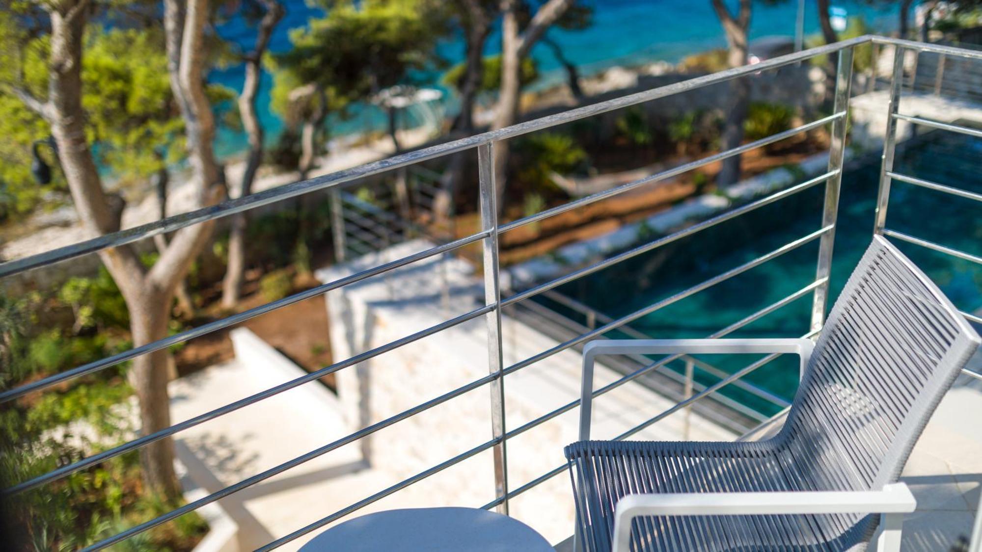 Villa Pakleni View Villa: Seafront Splendor With Infinity Pool *