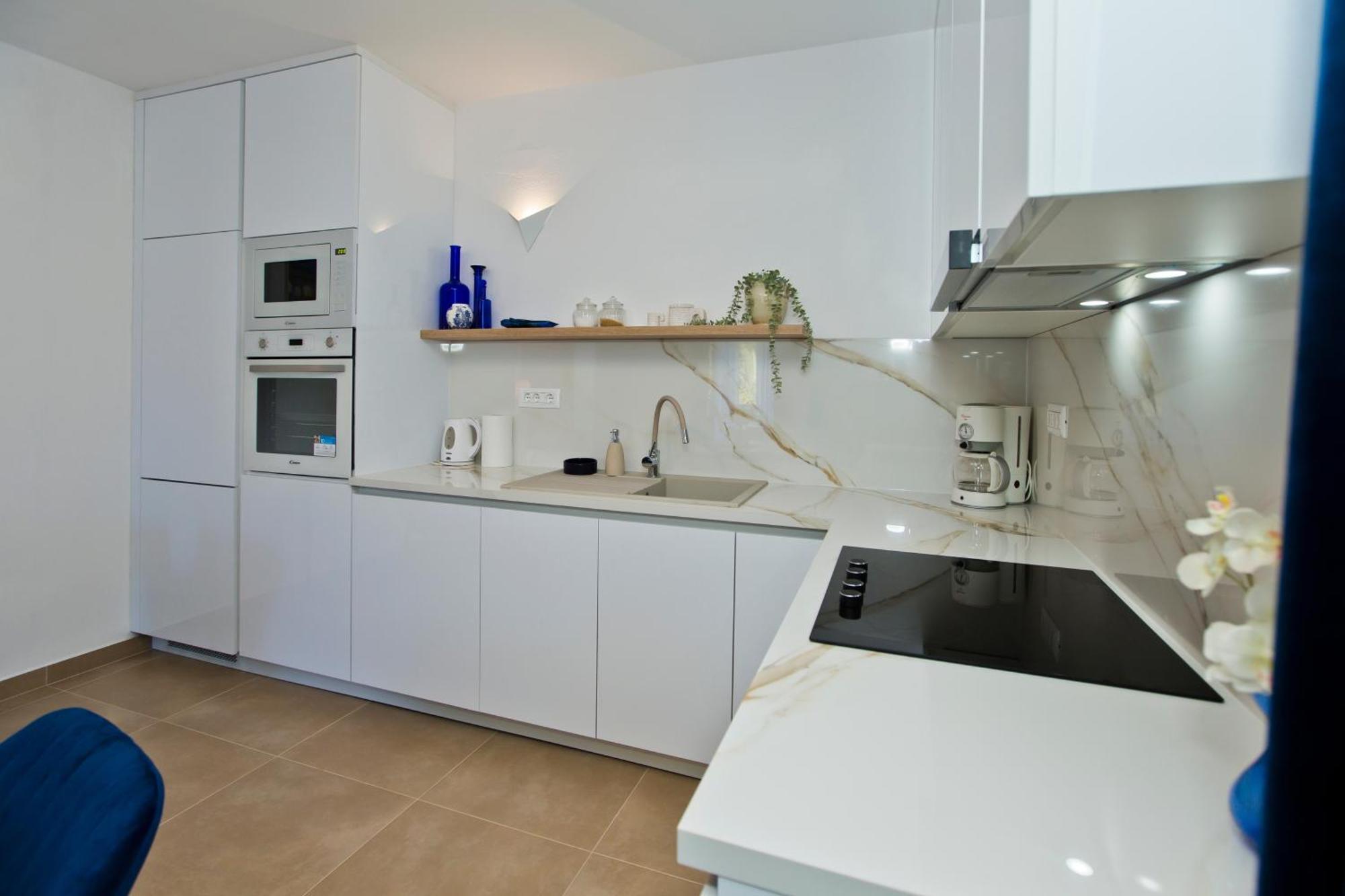 Apartment By The Sea Hvar - 10430