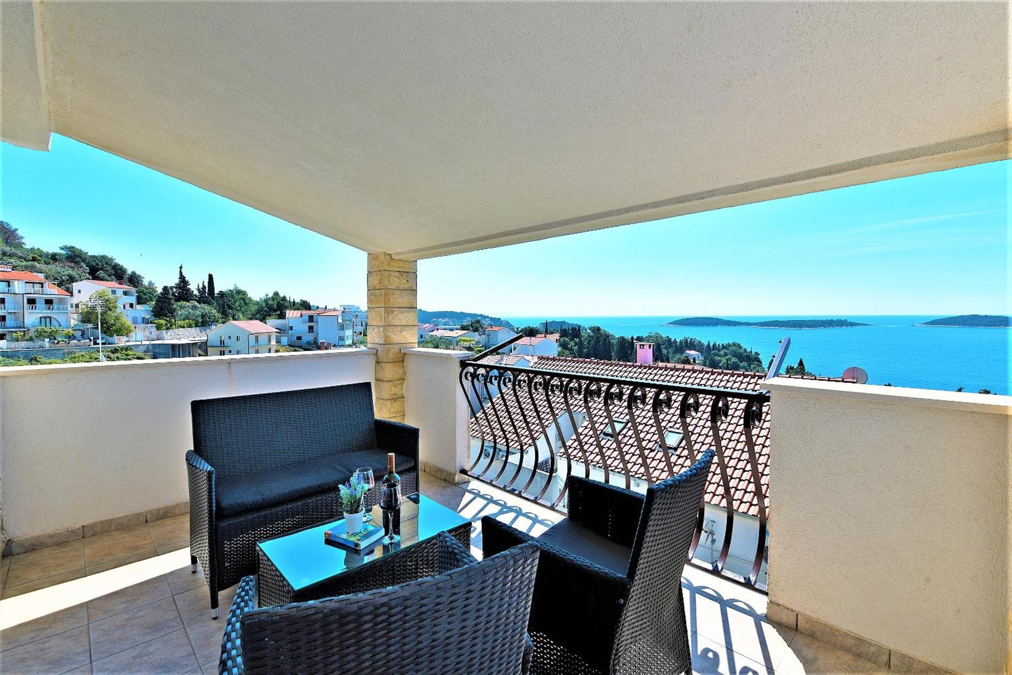 Tamara Hvar Town