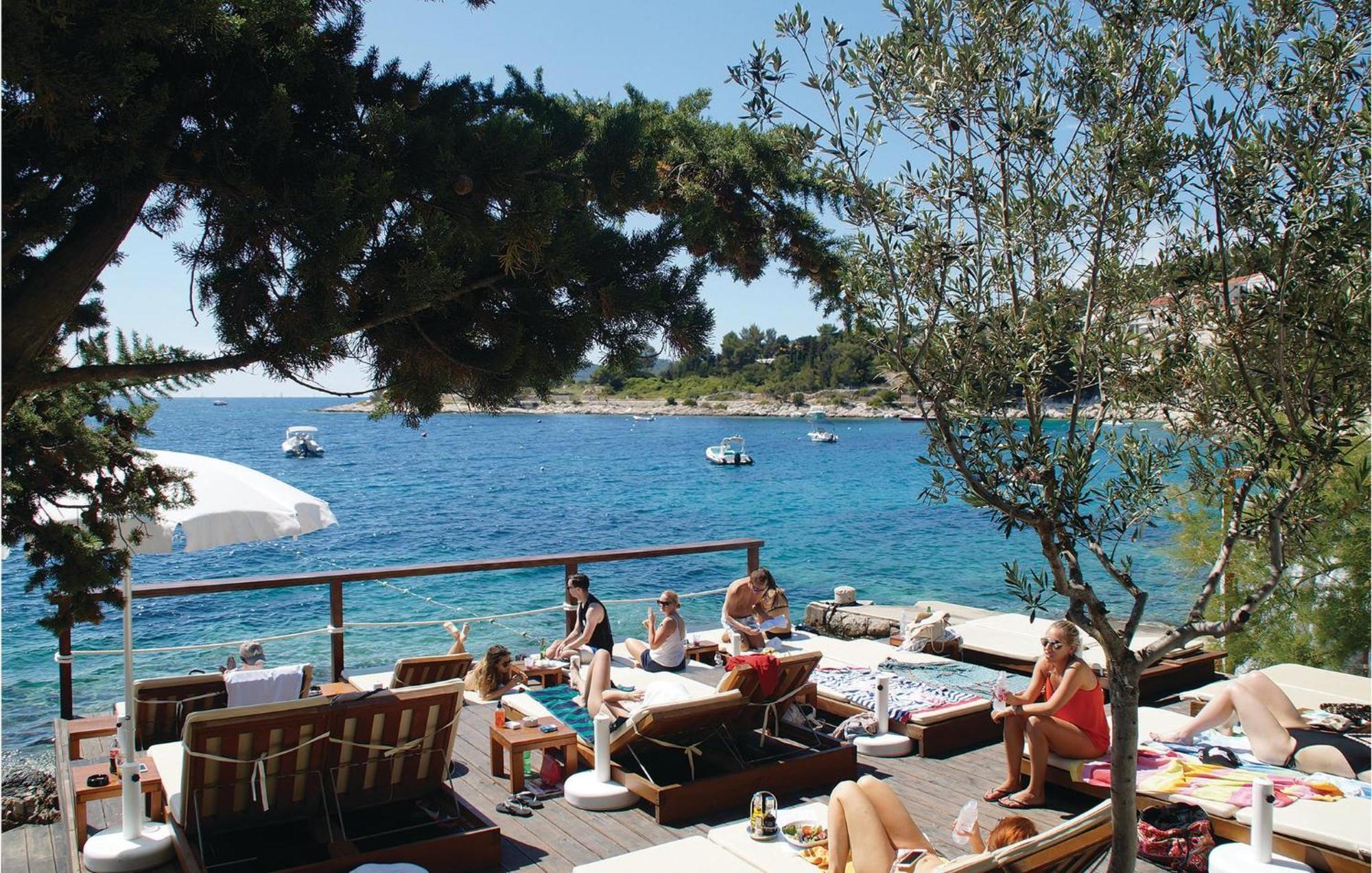 Awesome In Hvar With Wifi Apartment