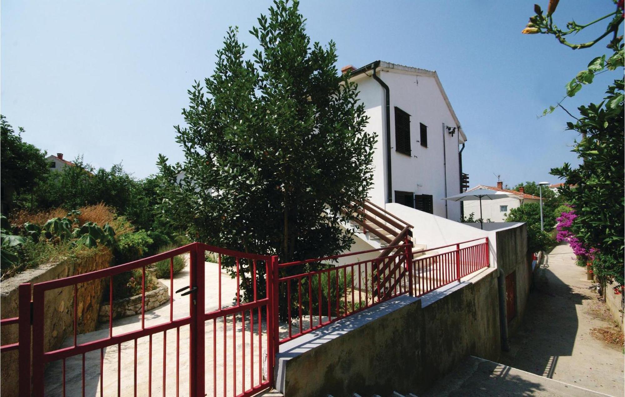Awesome In Hvar With Wifi Apartment *
