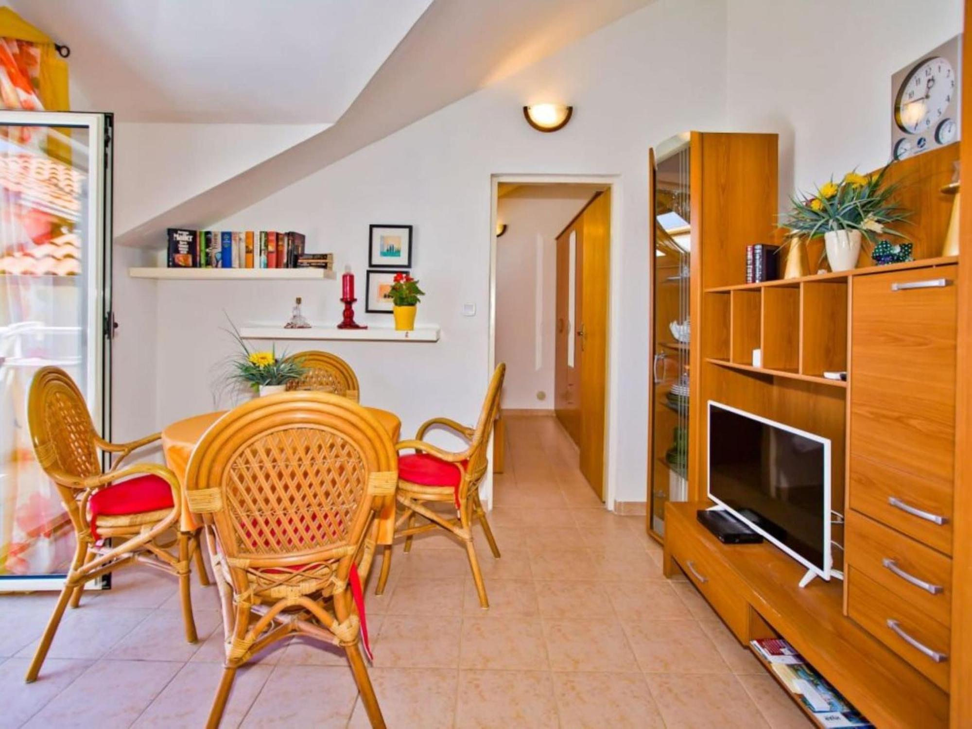 Charming And Sunny Hvar - One Bedroom With Balcony *