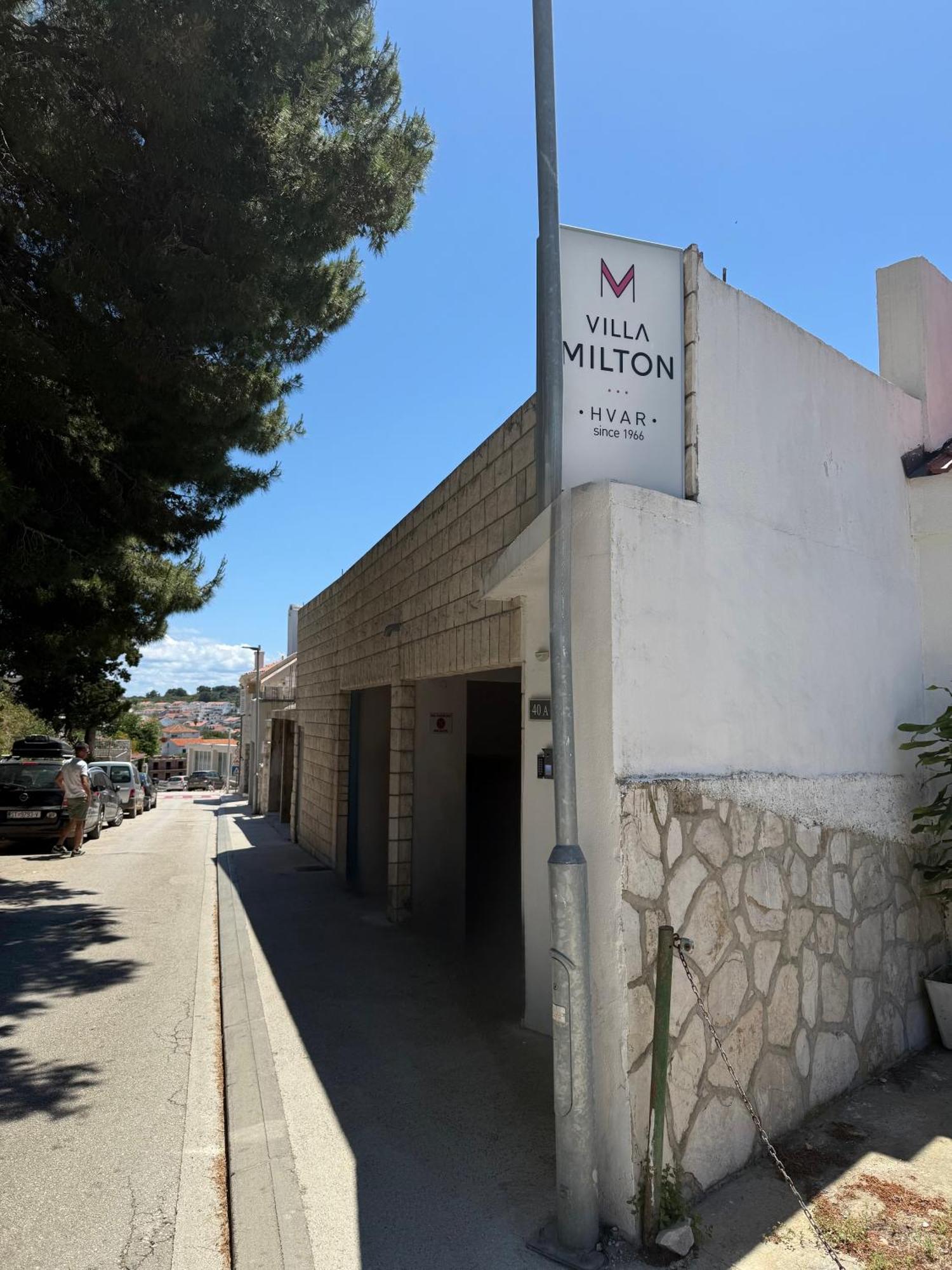 Milton Hvar Apartment *