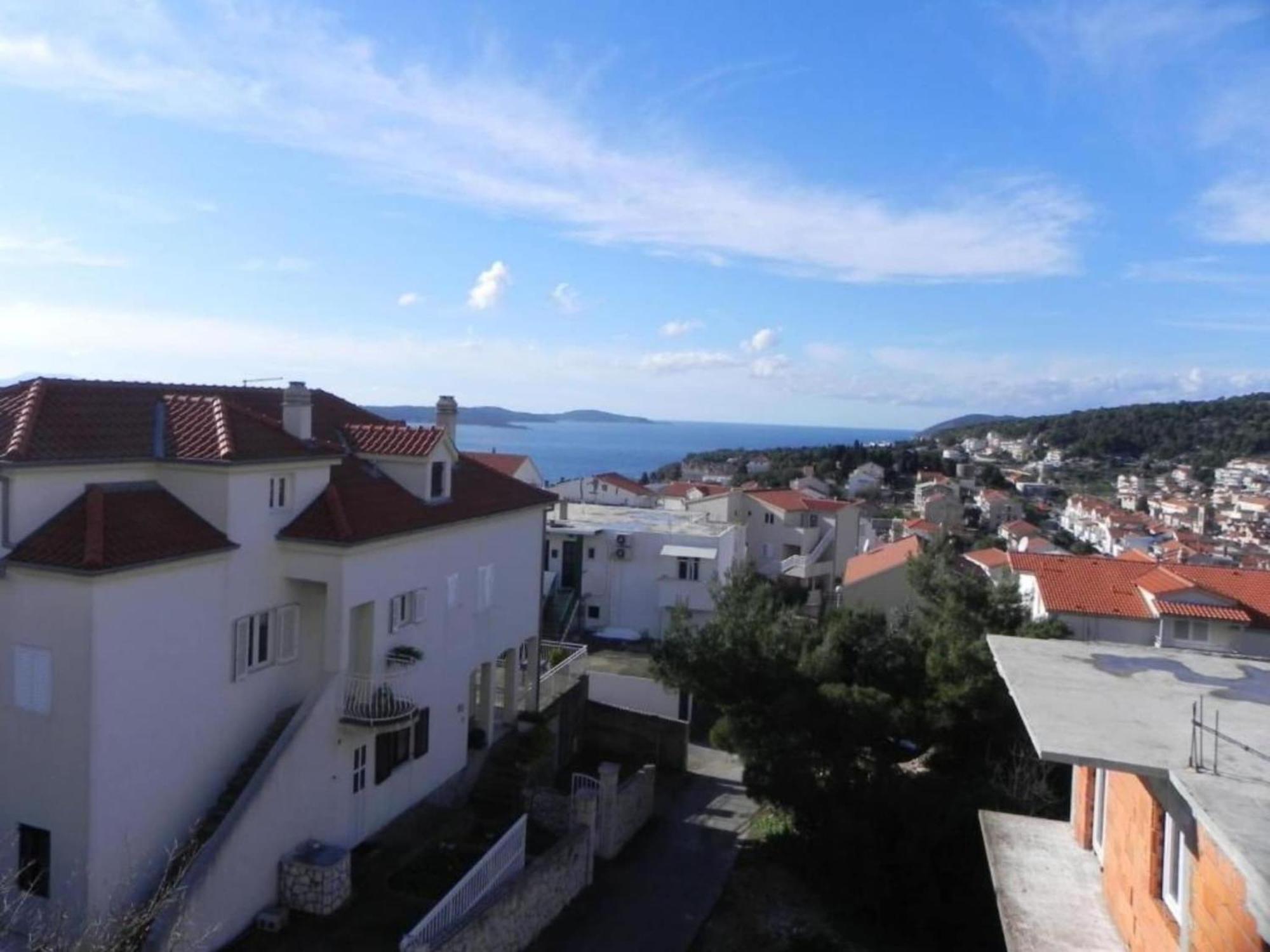 Apartment Trogrli - Comfort One-bedroom With Balcony And Sea View Hvar Town