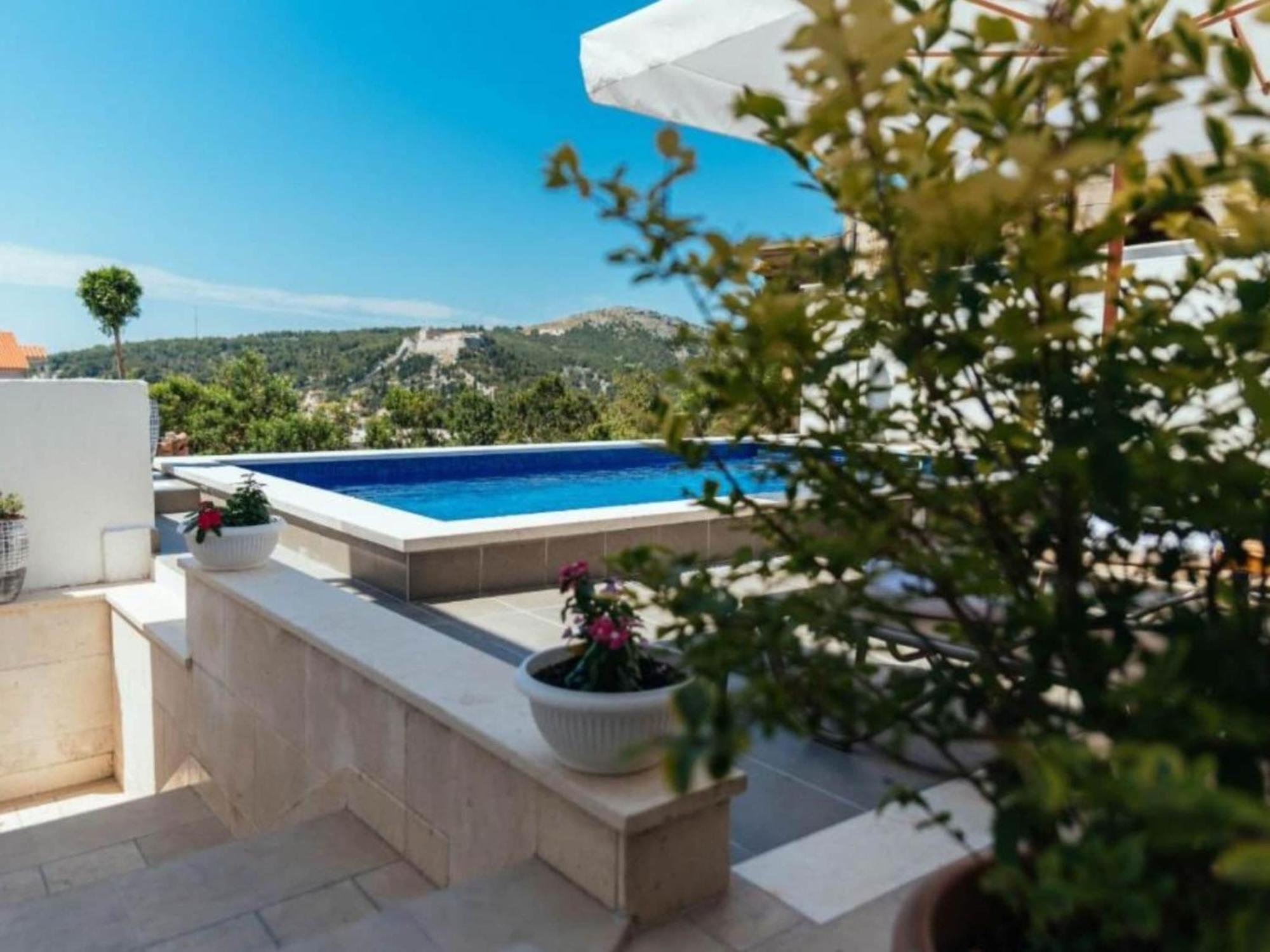 Apartment Trogrli - Comfort One-bedroom With Balcony And Sea View Hvar Town