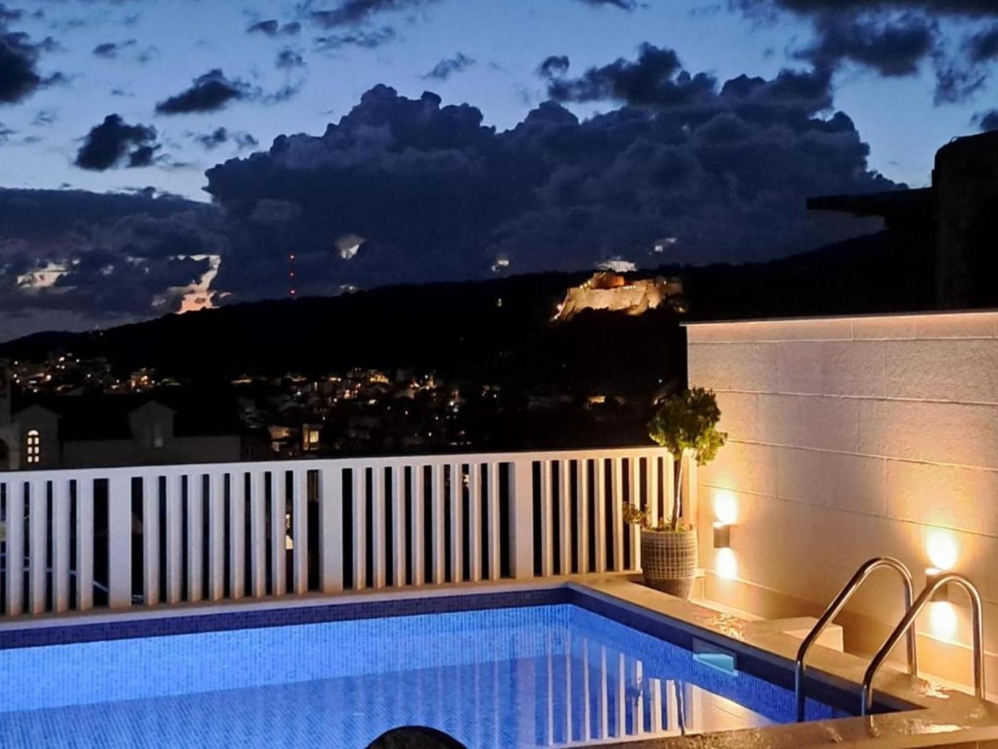 Trogrli - With Balcony *