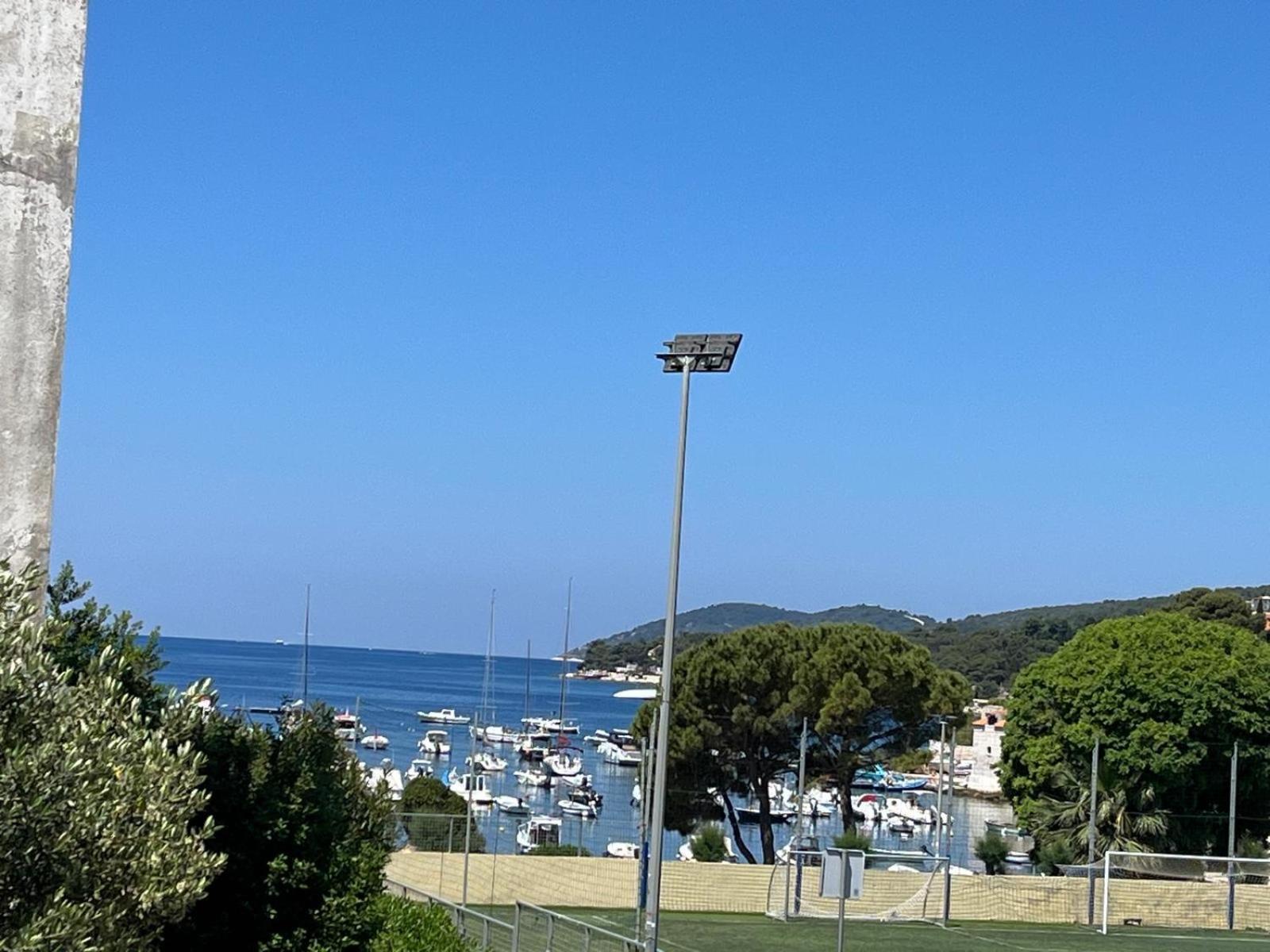 Seefor * Hvar Town