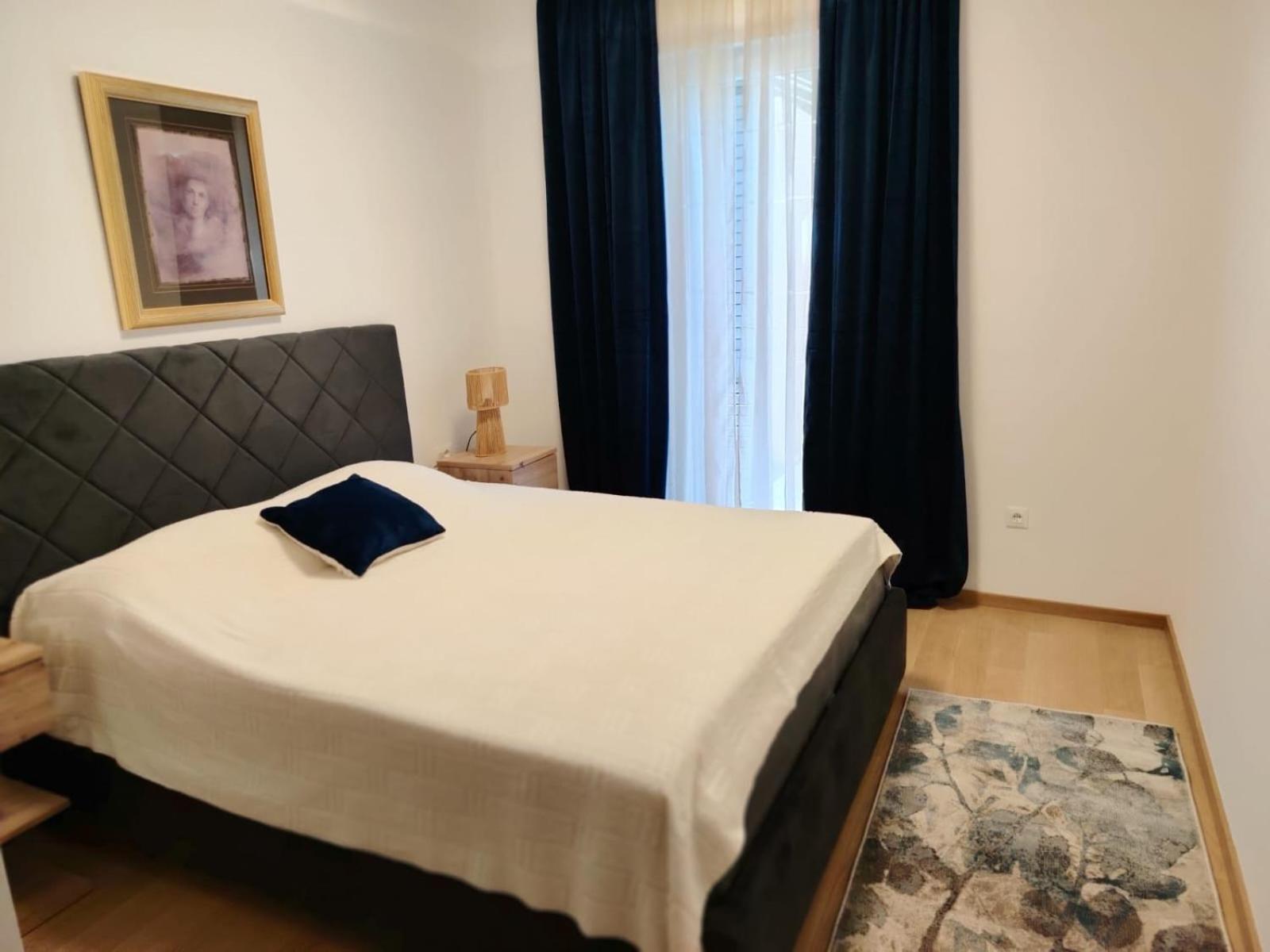 Seefor * Hvar Town