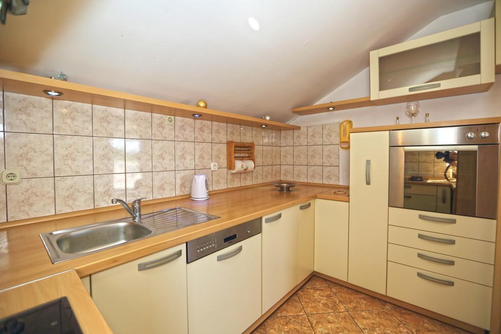 Apartman Niki Hvar *