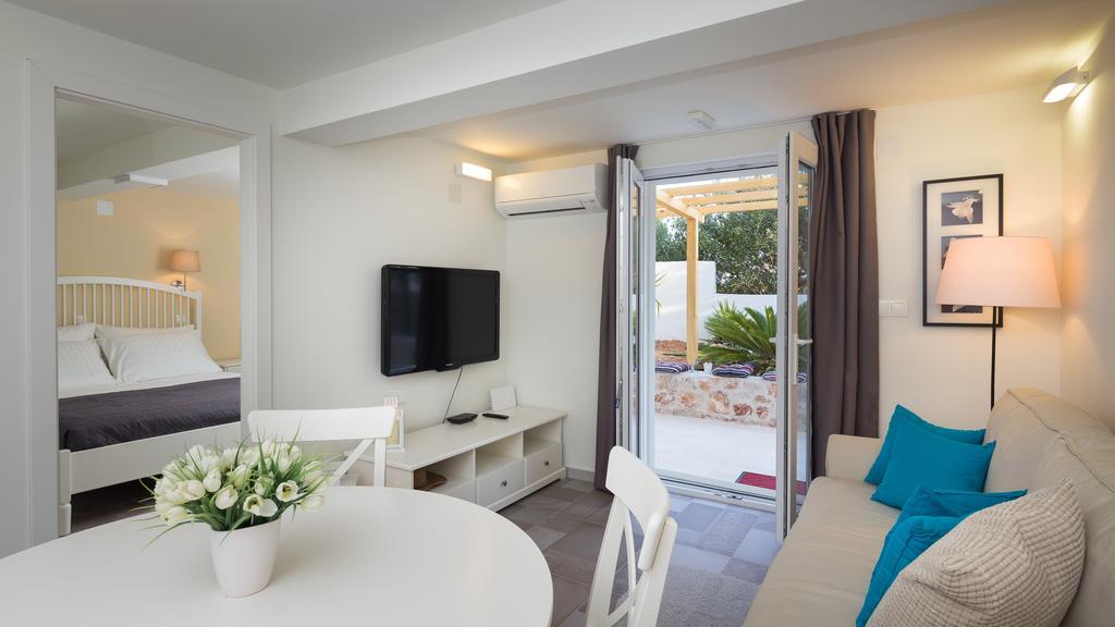 Apartment Sea Breeze Hvar Town