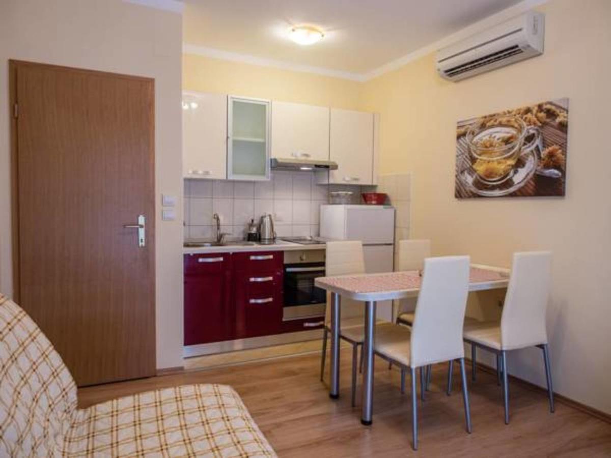 Apartment White House Hvar *