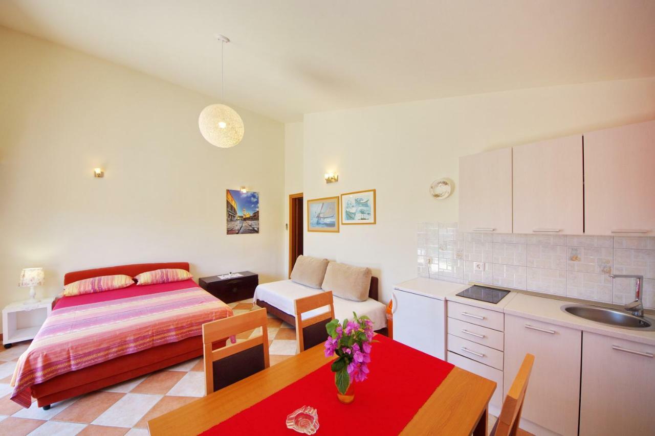 Hraste Hvar Apartment *