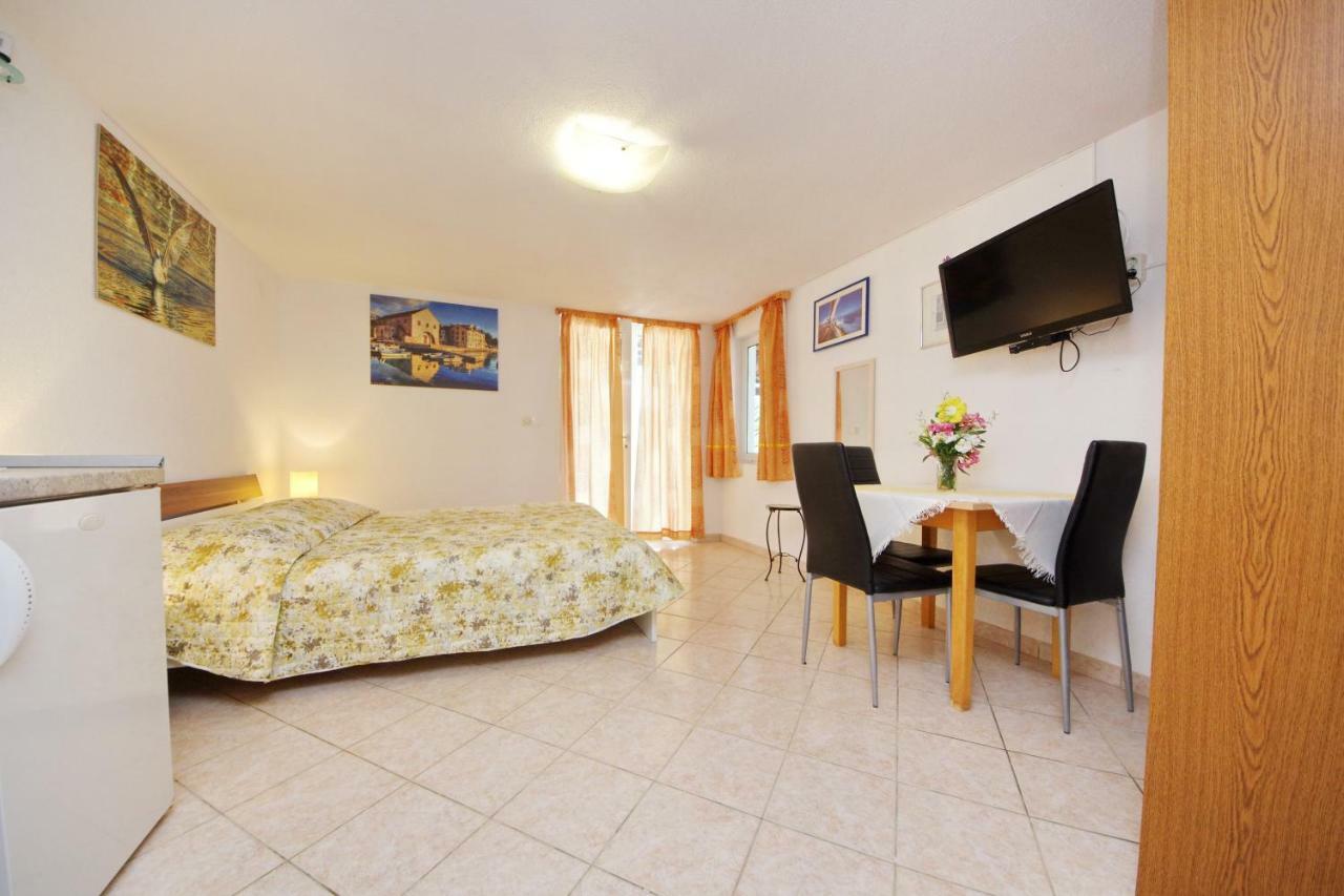 Hraste Hvar Apartment