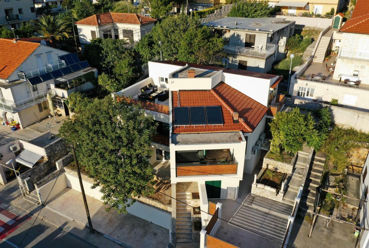 Villa Karaber *