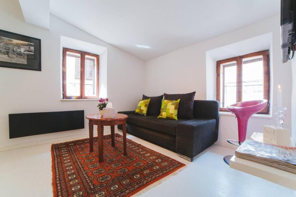 Vikendica Boutique Old Town House Karkovich