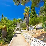 Studio Apartment In Hvar Town With Balcony, Air Conditioning, Wi-Fi, Dishwasher