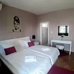 Apartments Stone House Buzolic