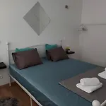Tia