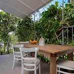 Awaken Gorgeous Sea View Apartment