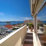 The Swallow\'S Nest - Zf Hvar