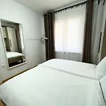Apartment Branka Kustura