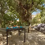 Tilla\'S House