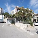 Apartments And Rooms Nikol