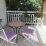 Noor Apartment And Room