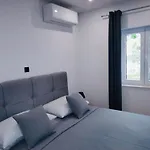 Apartment Aurora