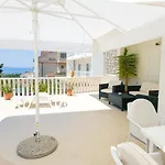 Apartments Nikolina