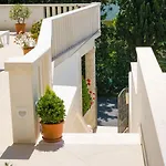 Apartments Nikolina