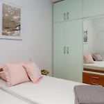 Maki Apartments