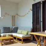 Tilla\'S House