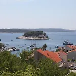 Apartments & Rooms Zlatica Hvar