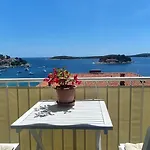 Up&Above ,New Luxury Apt, Steps From Beach And Old Town