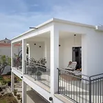 Zbondini Oasis - Hvar