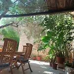 Villa Tania